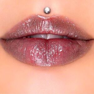 NWT ~ Jeffree Star The Gloss Six Feet Under